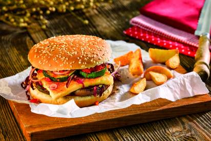 Burger mit Grillkäse Header