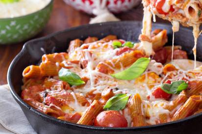 Header_Mediterraner Nudelauflauf