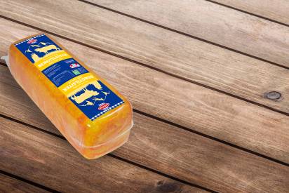 Das Bild zeigt den Schärdinger Bergtilsiter 45% in der Stange