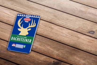 Das Bild zeigt den Schärdinger Dachsteiner in Scheiben